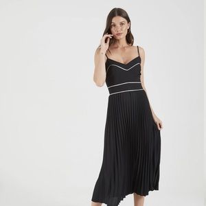 Cooper st Zuri pleated black and white dress size 8 NWT